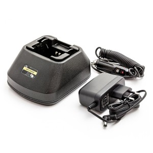 Laadija 12V-230V Motorola CP040, NNTN4851, PMNN4251, NNTN4497, PMNN4254 akudele. Laadija 12V-230V Motorola CP040, NNTN4851, PMNN4251, NNTN4497, PMNN4254 akudele.