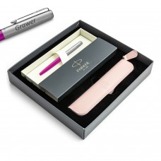 Parker Jotter Originals Magenta täitesulepe (M) graveeringuga / kott / kinkekomplekt Parker Jotter Originals Magenta täitesulepe (M) graveeringuga / kott / kinkekomplekt