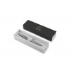 Parker Monochrome XL hõbedane pastapliiats kinkekomplekt 2122756 graveeringuga märkmikuga Parker Monochrome XL hõbedane pastapliiats kinkekomplekt 2122756 graveeringuga märkmikuga